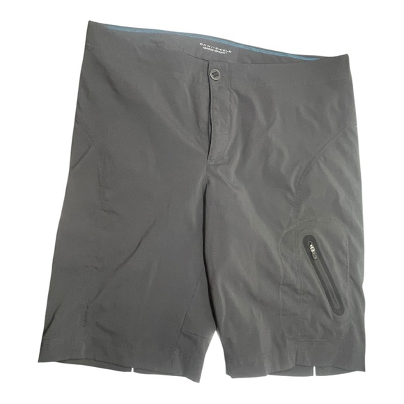 Columbia OMNI- SHIELD
ADVANCED REPELLENCY Shorts Gray 12W 11L - Picture 1 of 7